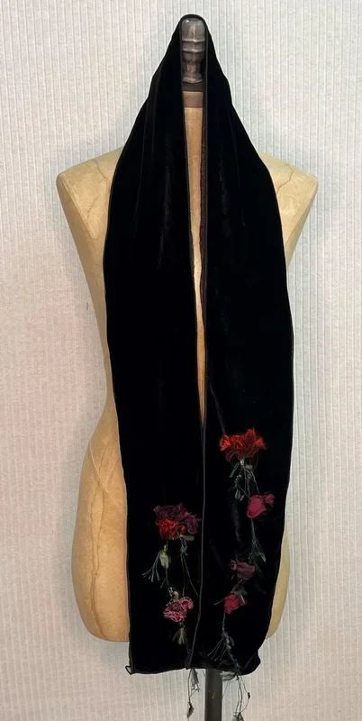5″ Velvet Canterbury Scarf – Black