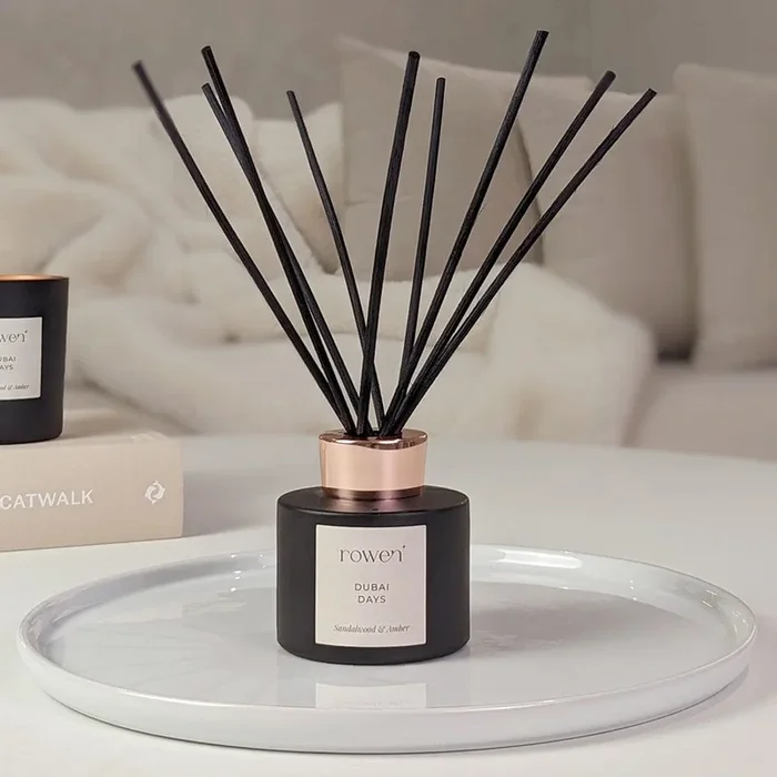 Dubai Days Black & Rose Gold Reed Diffuser – Sandalwood & Amber 120ml