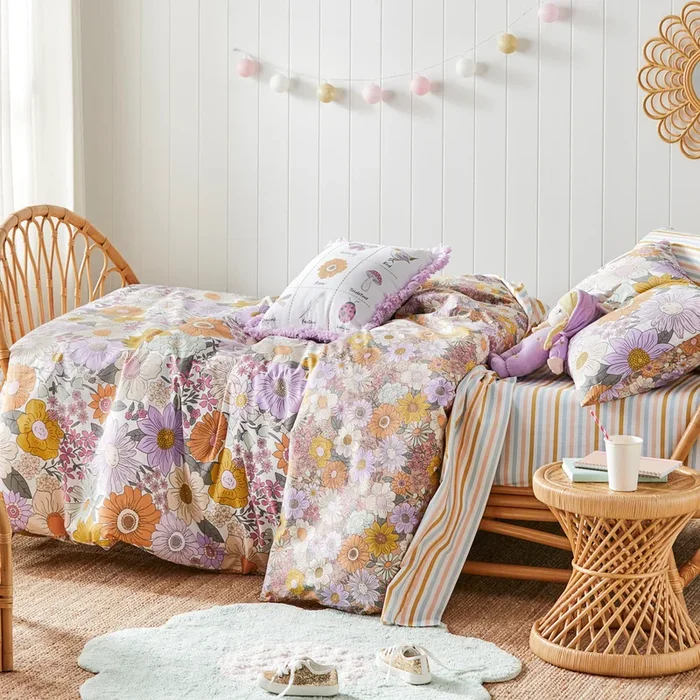 Farrah Floral Golden Quilt Cover Set