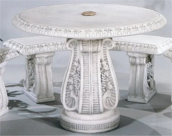 Grapeleaf Table 40 ” Dia. X 30 ” High