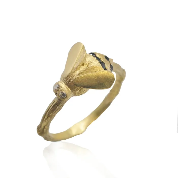 Large Bee Branch Ring