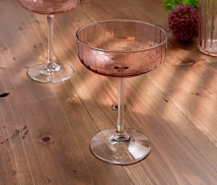 ? Lillian Linear Mauve Pink Coupe Glass Set