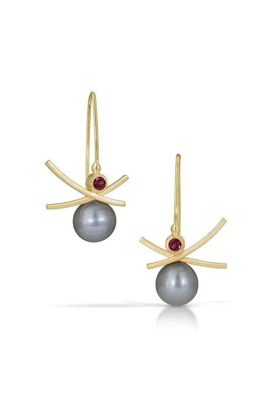 Modern Pearl Earrings