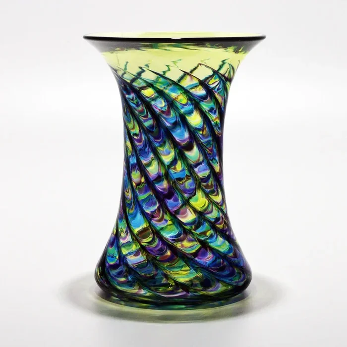Optic Rib Cooling Tower Vase – Cool Lime
