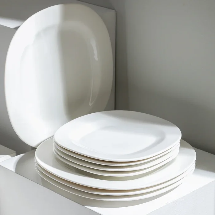 Quadro Porcelain Dinner Plate – White