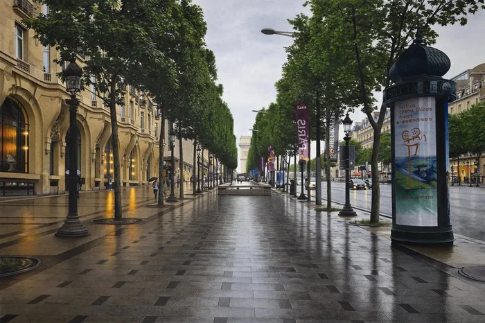 Rain on Champs, Elysees