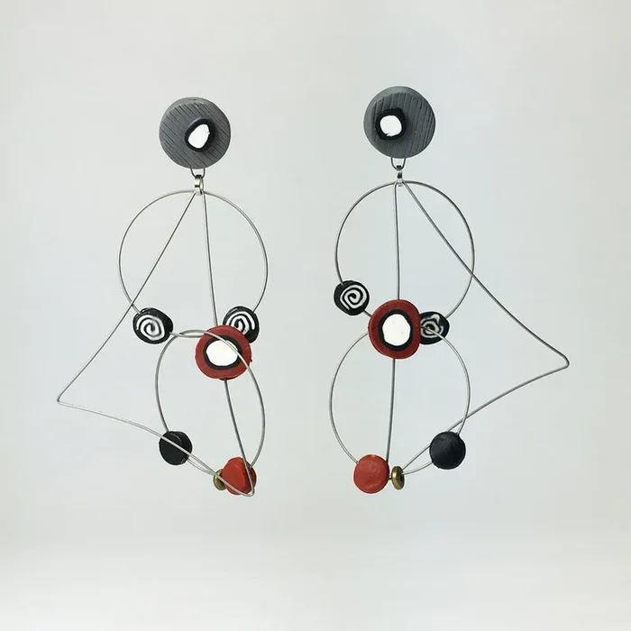 Triangle Circle Circle Earrings – Red/Black Mix